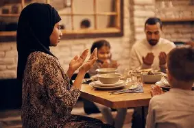 MANFAAT PUASA UNTUK KESEHATAN